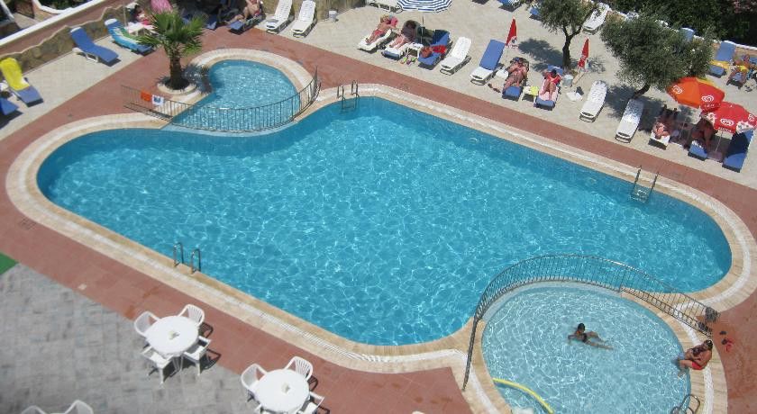 Oya Apartments Kusadası Exterior foto